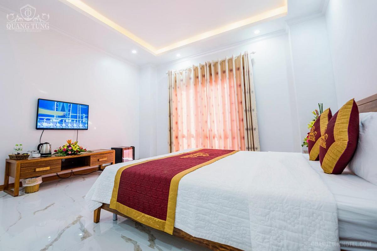 Quang Tung Hotel Dong Khe Sau Exterior photo