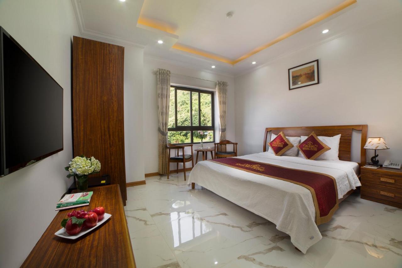 Quang Tung Hotel Dong Khe Sau Exterior photo